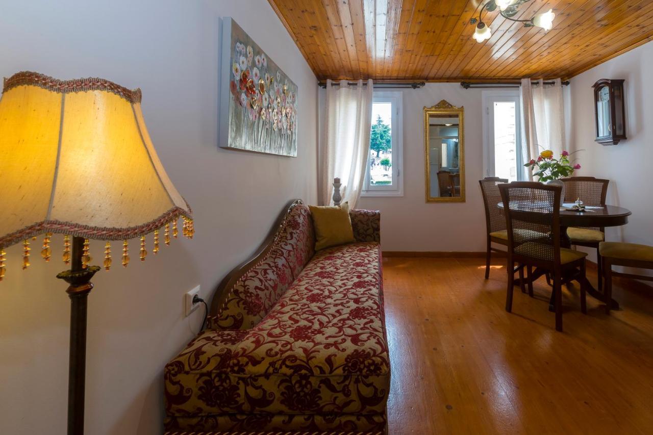 Townhall Nest Corfu  외부 사진